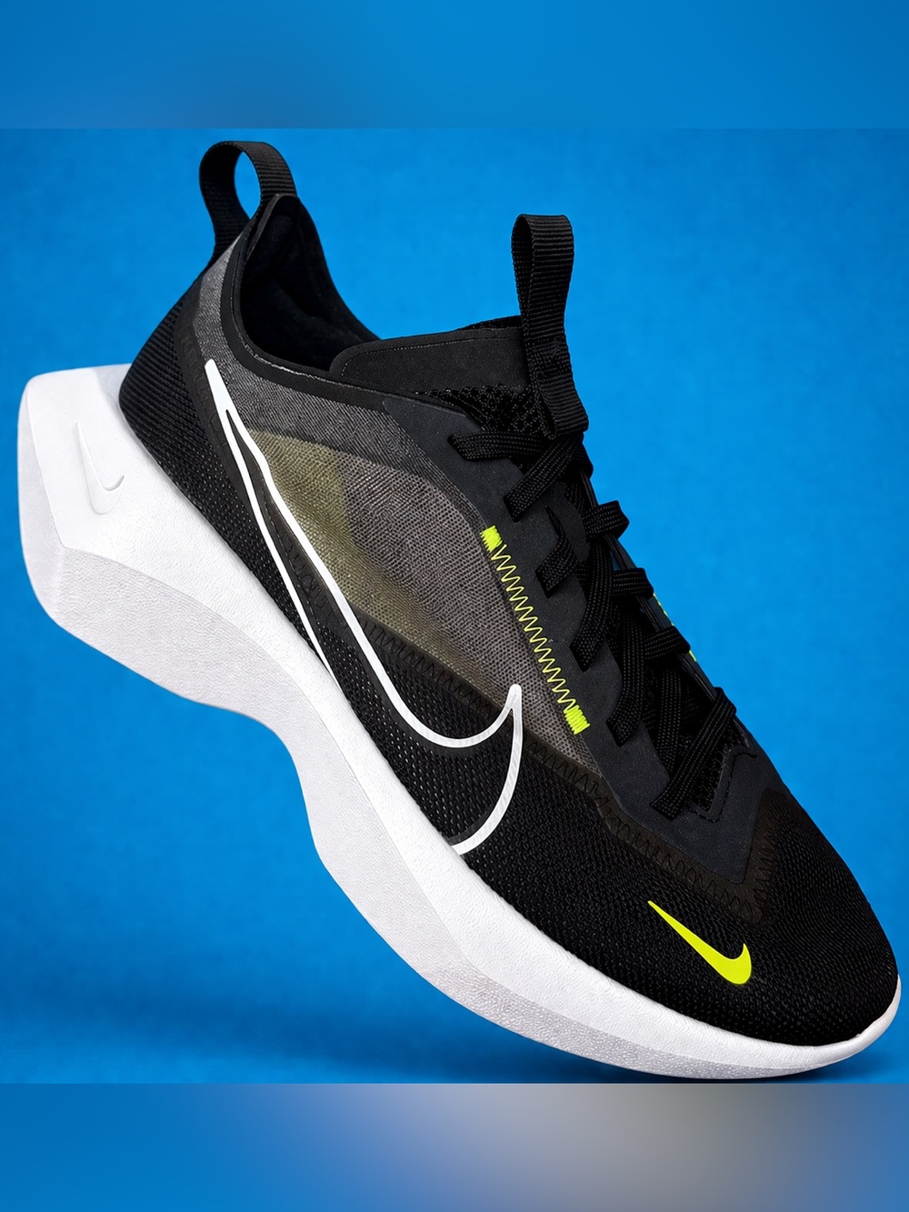 Nike Vista Lite athletic running shoes trainers training Lemon Venom new 9